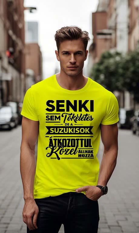 Senki sem Tökéletes, de a Suzukisok - Suzuki Férfi Környakú Póló