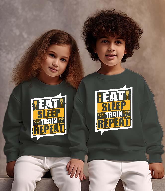 Eat Sleep Train Repeat - Konditerem, Gym, Fitness Gyerek Pulóver