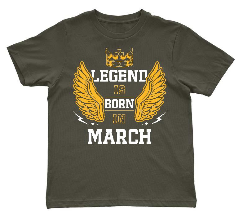 Legend is born in March - Születésnap Március Gyerek Környakú Póló