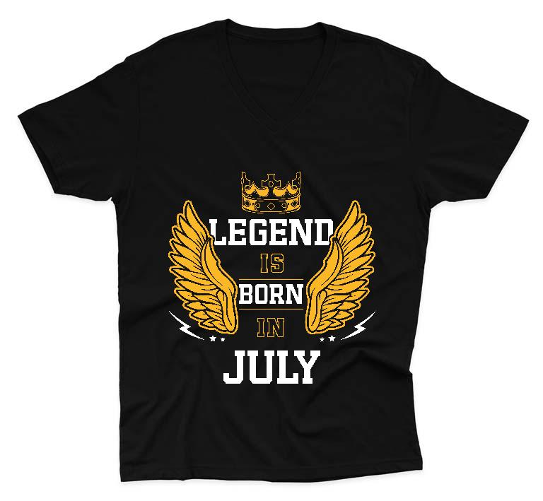 Legend is born in July - Születésnap Július Férfi V-nyakú Póló