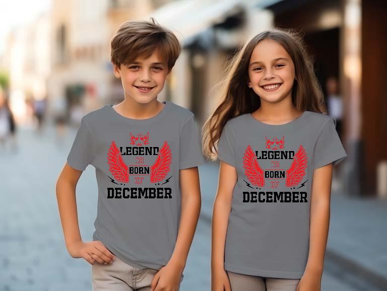 Legend is born in December - Születésnap December Gyerek Környakú Póló